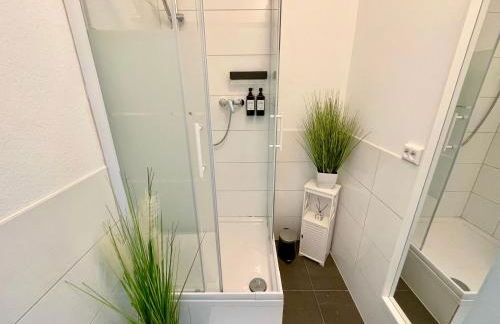 Street View Apartment - 2SZ - 1WC - 1DU - 1Kü - Foto 7