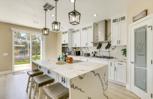 Mtn-View Gem with Private Yard Luxe Beaumont Home - Foto 10