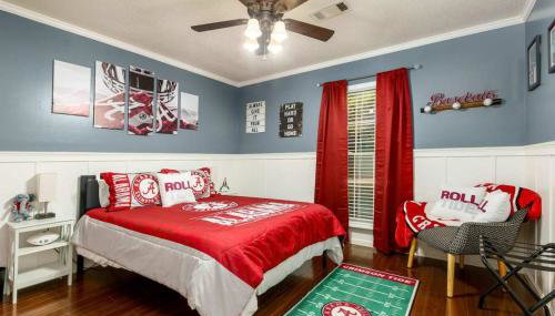 Gorgeous Alabama Home 4 Miles to Stadium Sleeps 8 - Foto 3