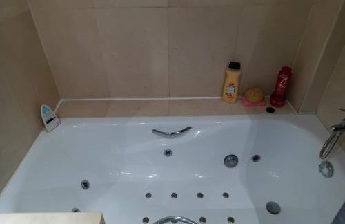 Charming 3 Bedroom Apartment in Puerto Sotogrande - Foto 27