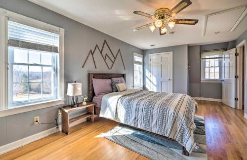 Pet-Friendly Cottage with Game Room and Fire Pit! - Foto 20