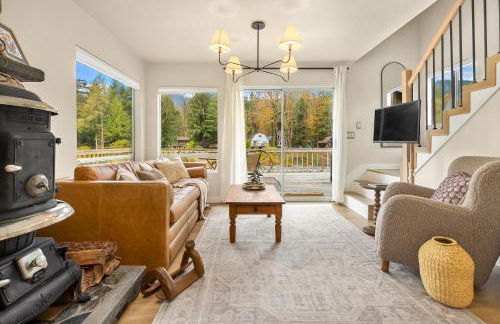 Riverfront Retreat Hot Tub Sauna Yard Gazebo and VIEWS - Foto 27