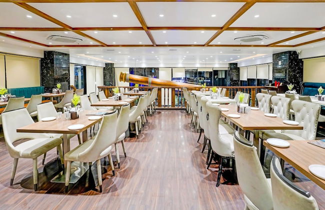 Luxury Elegance at Magarpatta City Pune - Foto 24