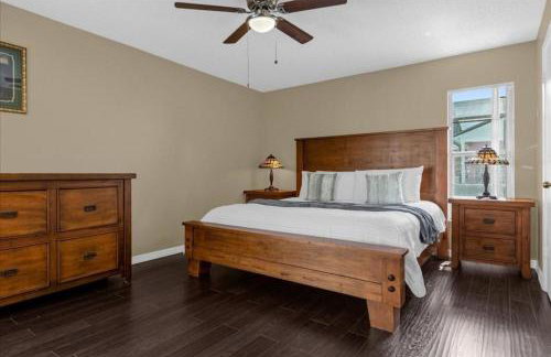 5Bd 2 Bath with Gameroom & Pool 1 story House - Foto 14