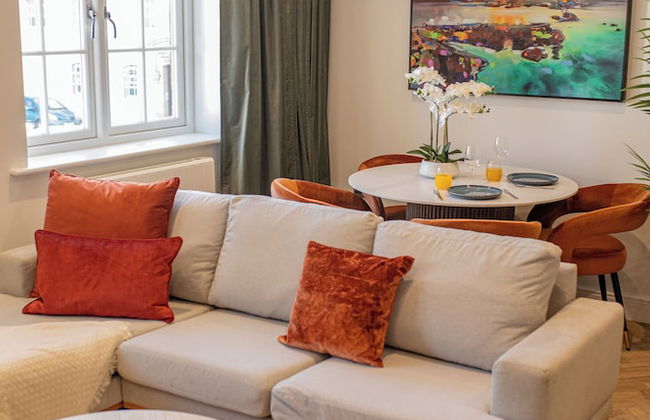 Charles Hope Salisbury Centre - Photo 34