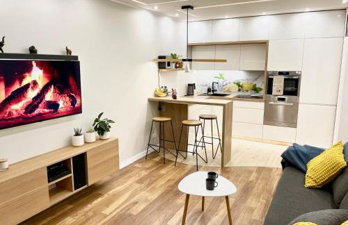 Comfortable Apart, Old Town, Free parking, hanging bed, Wi-Fi, lift, aircon,self check-in 24h, Stare Miasto, winda, nowy budynek, garaż 0 zl, klima - Photo 4