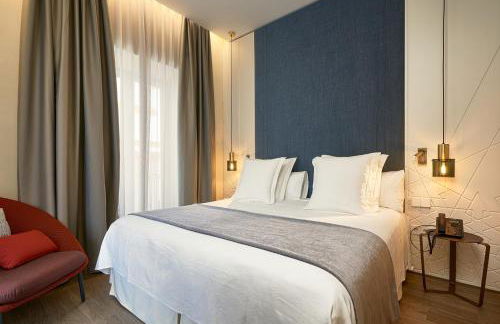 Suites Murillo Plaza Sta. Cruz - Photo 13