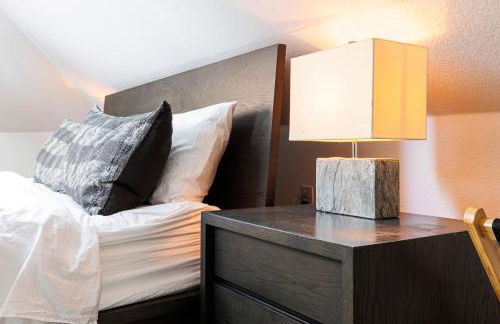 Lux Newly Remodeled DT, Patio, Fully Stocked 5Bd, 3Ba - Foto 26