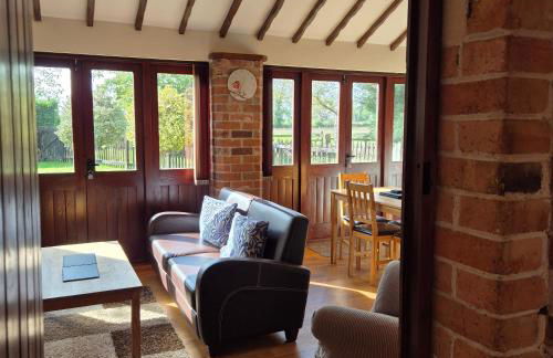 Lodge Barns - Photo 3