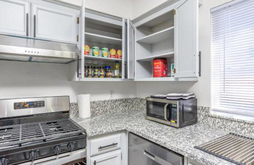 3BR Cozy Home~ Stylish & New ~ UC Merced ~ en route Yosemite! - Foto 36