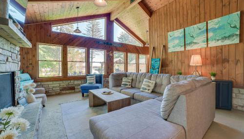 Lakefront Kalkaska Cottage with Fire Pit! - Foto 3