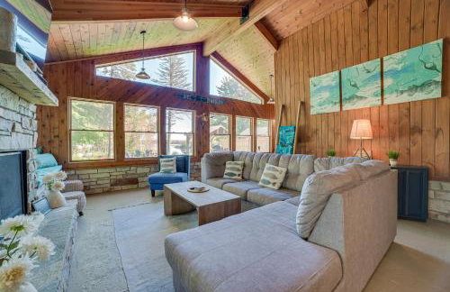 Lakefront Kalkaska Cottage with Fire Pit! - Foto 3