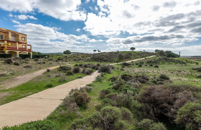 Serene Holiday Home in Huelva With Balcony - Foto 35