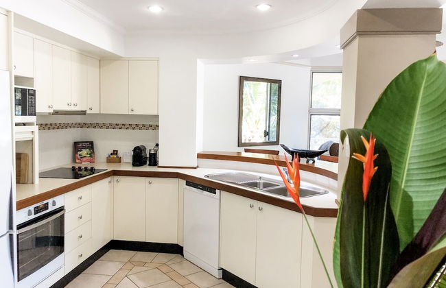 Villa Beach Palm Cove - Photo 44