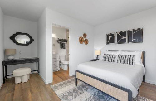 South O Bungalow 8 - Deluxe Work and Stay Queen Studio + Patio - Foto 1