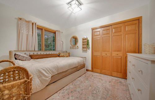 3 Acre Stillwater Oasis,Min from Downtown,Hot Tub - Foto 6