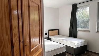 4 Zimmer Apartment, Parkplatz & Garten, Nah A10, Berlin - Photo 2