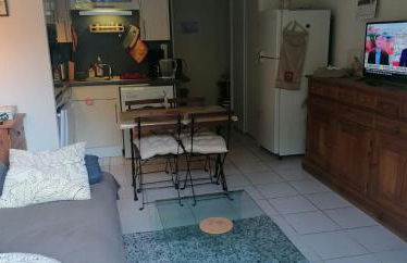 Appartement cosy à Saint-Mamet - 36 m² - Vue montagne - Foto 2