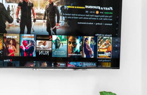 Three Bed House - Parking - Garden - Fast Wi-Fi 19LL - Foto 31