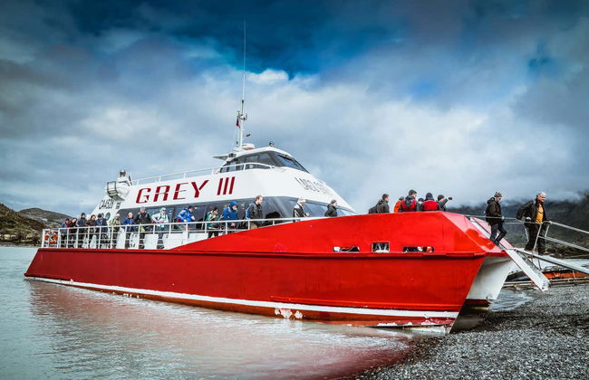 Balade en bateau sur le lac Grey avec visite de la plage et du glacier - Photo 2