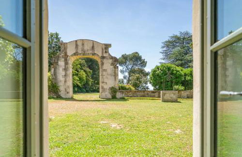Castle In A Private Camargue Estate - Photo 36