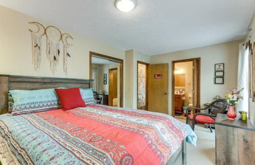 Holiday Island Family Home on 13th Green! - Foto 13