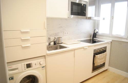 Nuevo, luminoso, reformado, cerca del Casco Viejo - Foto 5