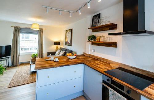 1 Bedroom (+sofa bed) Flat in Ilminster, Somerset - Foto 2