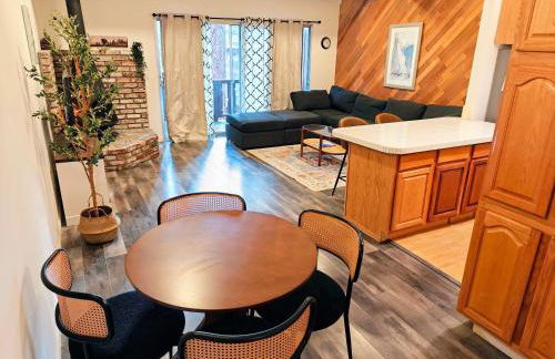 3BR Condo Near Lake & Skiing - Foto 4