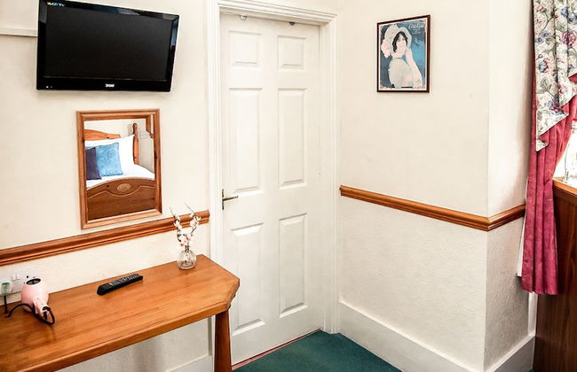 Trivelles Waterhall Country Hotel - Gatwick - Photo 64