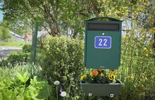 Cushy Holiday Home With Fenced Garden - Photo 23