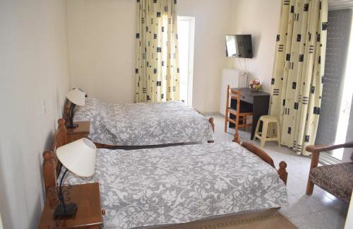 Miloi Rooms and Apartments - Photo 7