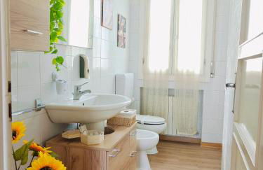 Free Parking - No Tourist Tax - Motor Valley - Photo 6