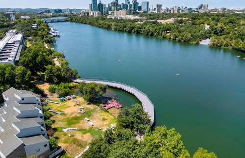 Minutes to ACL Downtown Retreat - Pool & Lake Access - Foto 33