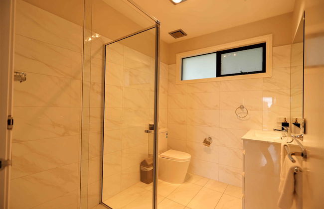 Apollo Bay Seal Apartments - Photo 3