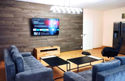 OVER RIVER near FRANKFURT-130 QM-4 ROOMS- 6 BEDS- FREE PARKING- AC - Foto 6