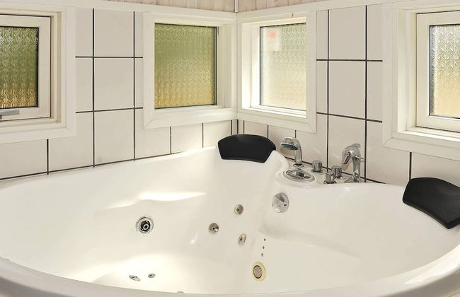 8 Person Holiday Home in Ansager - Photo 4