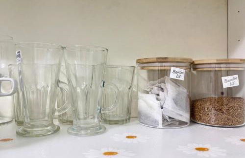 Treforest Apartment 2 Bedrooms - Next Station- Free Parking - Foto 27