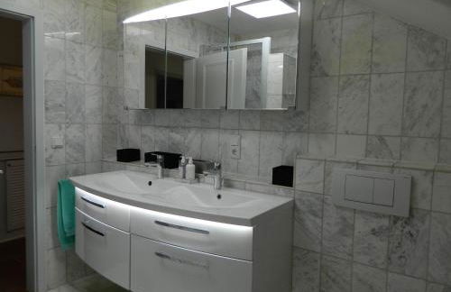 Helle 1Obergeschosswohnung OG - Foto 24