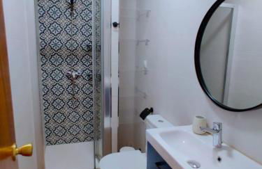 Piso cerca Playa con 2 duchas y 5 Aires Acondicionados - Foto 6