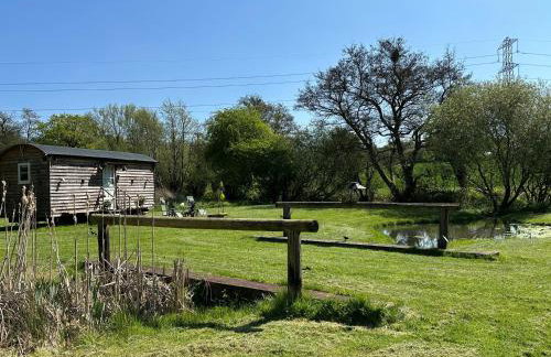 Mountbatten Shepherds hut & Buckhurst Shepherds hut - Photo 35
