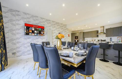 Spacious 6 Bedroom Escape with Hot Tub, Games Room & Karaoke in Yorkshire - Foto 70