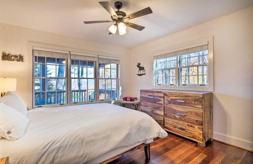 Tranquil Hendersonville Cabin with Mountain Views! - Foto 11