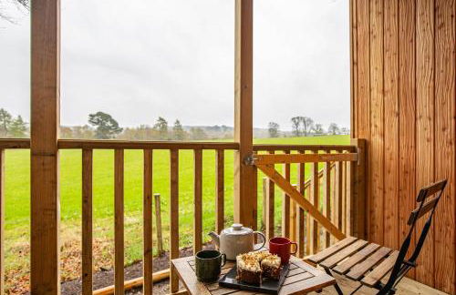 Breckland Lodge 4 with Hot Tub - Foto 18