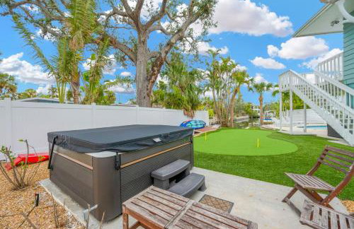 Home ON Key with pool, hot tub, putting green, arcade games, bike & mins to beach! - Foto 2