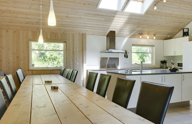 "Hughe" - 300m from the sea - Foto 18