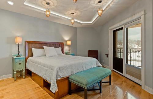 Grand Theatre Condo in the Heart of Downtown Grand Haven - Foto 19