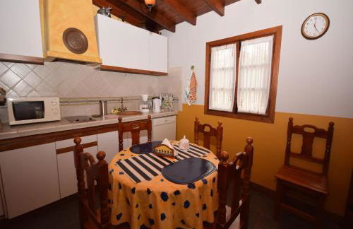 Cave House in Tenerife with Pool and Beach - Foto 8