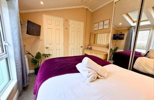 Hot Tub Lodge, Panoramic Views & Free Golf, Dog Friendly - Foto 39