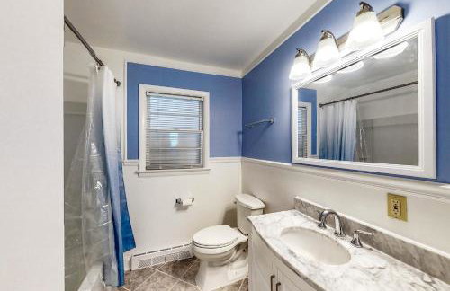 Steps to Chesapeake Bay! Callaway Drive Retreat - Foto 22